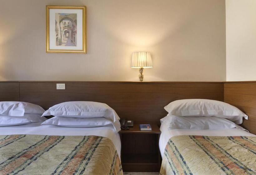 스탠다드 트리플 룸, Central Wellness