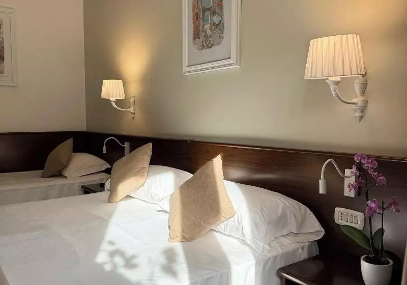 اتاق استاندارد سه نفره, Central Wellness