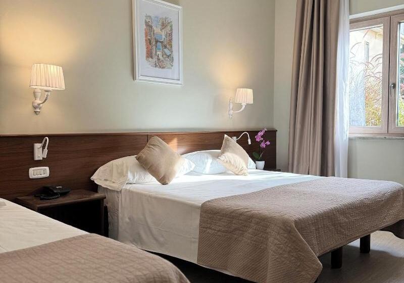 Standaard Driepersoonskamer, Central Wellness