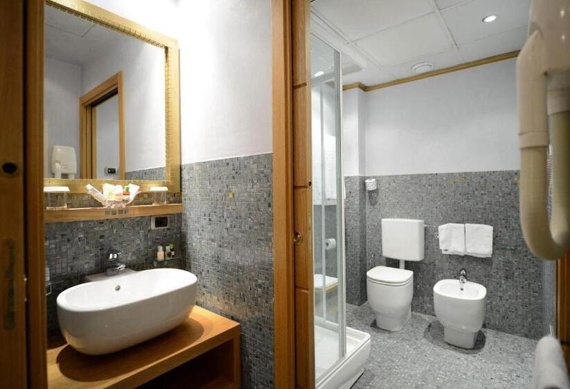 חדר משפחתי, Firenze