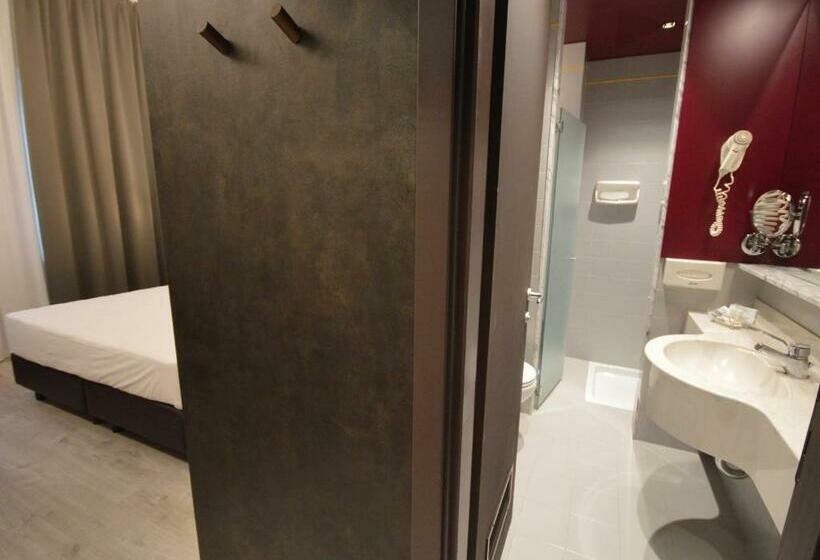 غرفة قياسية ثلاثية, Friuli