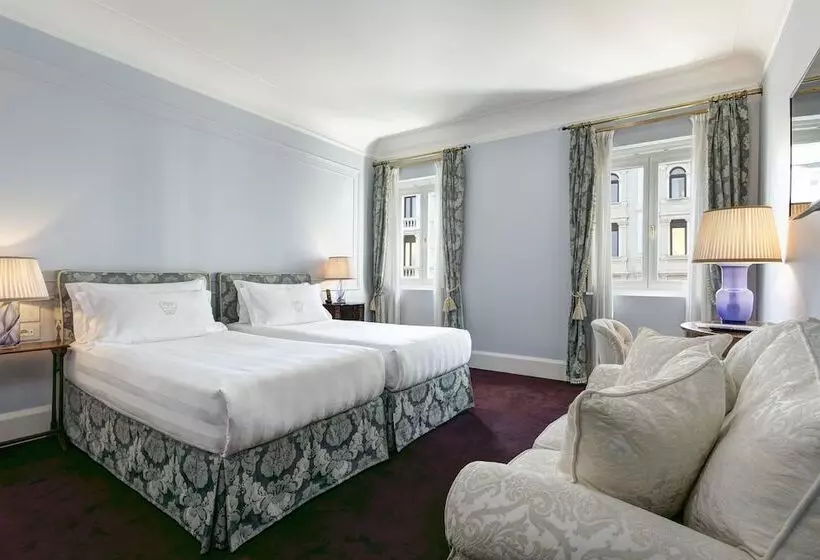 اتاق سوپریور, Grand Hotel Duchi D Aosta