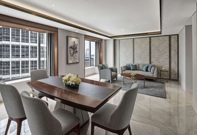 Люкс Премиум, Grand Hyatt Jakarta