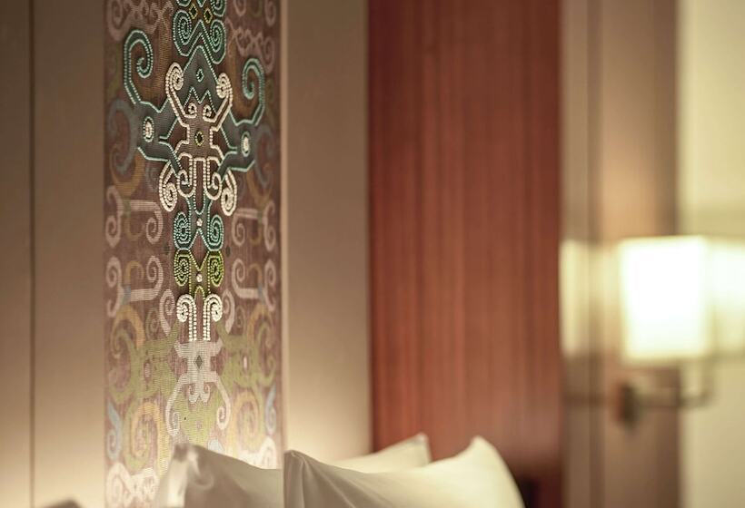 Семейный Номер Deluxe, Grand Hyatt Jakarta