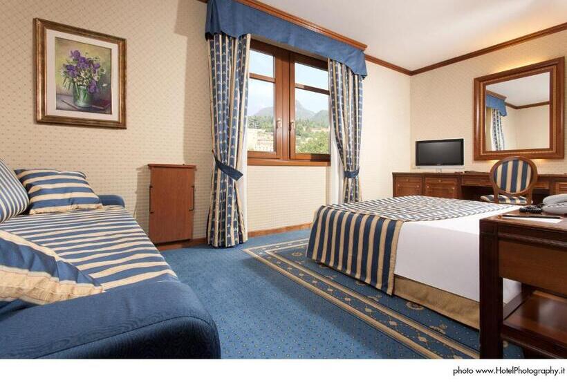 싱글 디럭스 룸, Grand Hotel Trento
