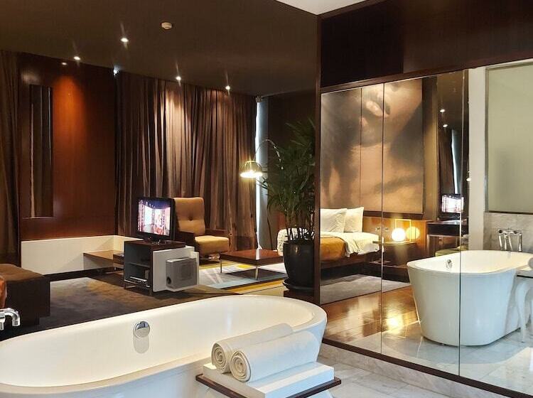 スイート, Kemang Icon