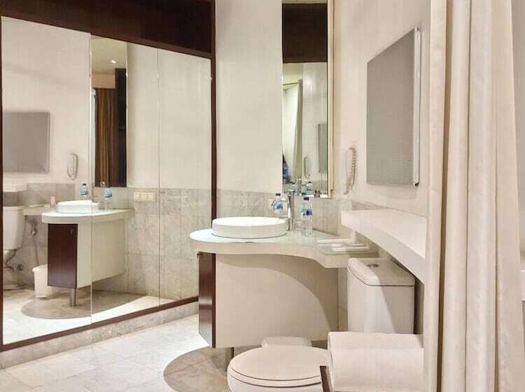 スイート, Kemang Icon