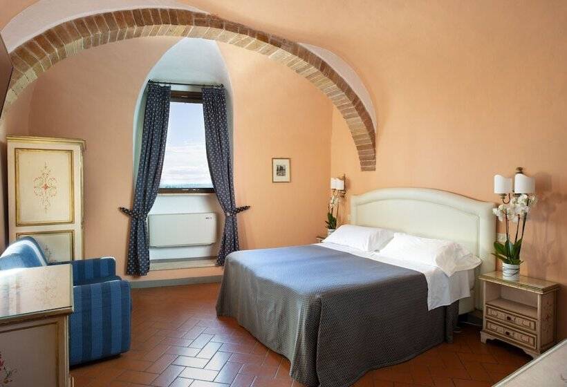 スタンダード４人部屋, La Cisterna