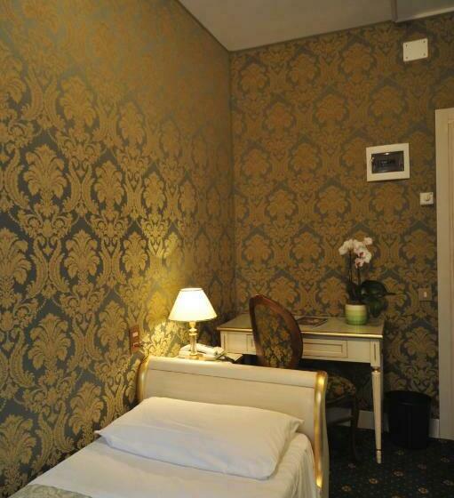 اتاق استاندارد یک نفره, La Fenice Et Des Artistes