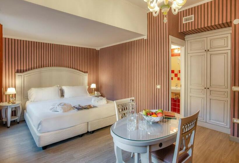 اتاق راحتی, La Fenice Et Des Artistes