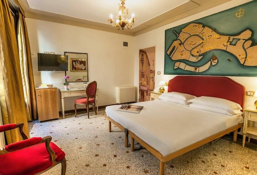 اتاق راحتی, La Fenice Et Des Artistes