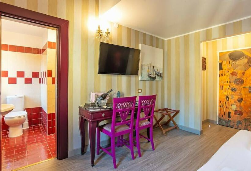 اتاق راحتی, La Fenice Et Des Artistes