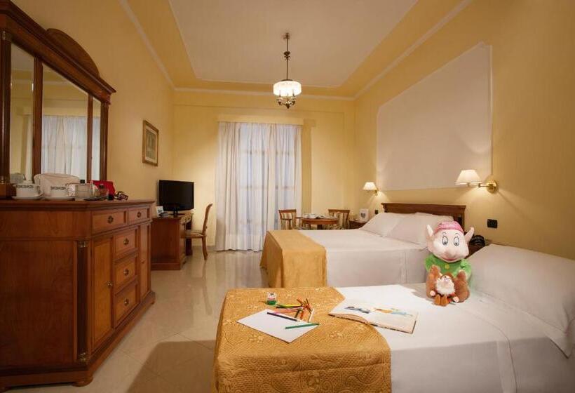 经济房, Majestic Palace