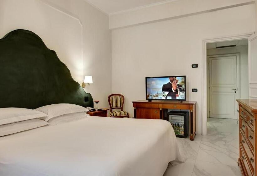 舒适型房间, Majestic Palace