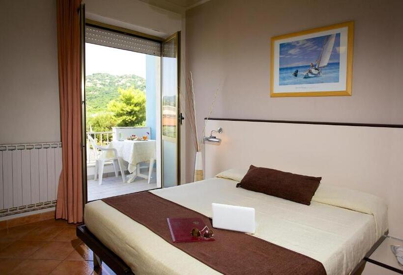 חדר קלאסי, Mediterraneo