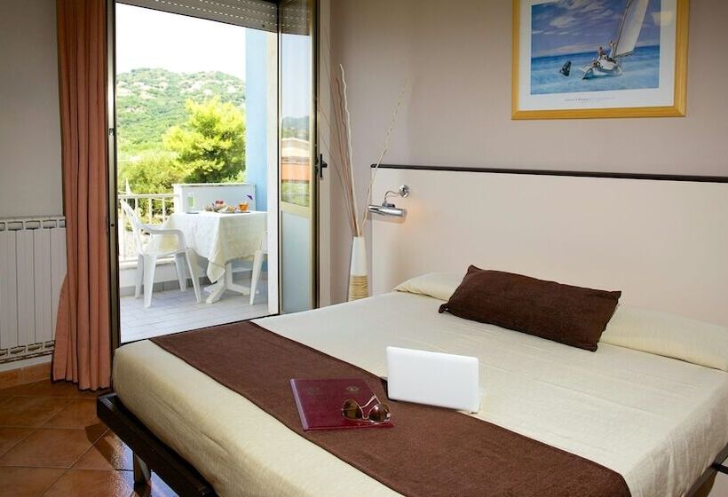 חדר קלאסי, Mediterraneo