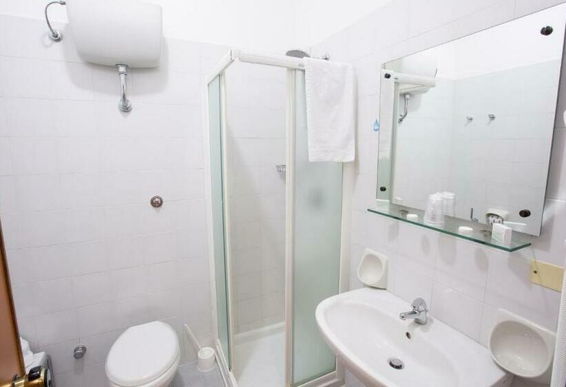 标准间, Mediterraneo