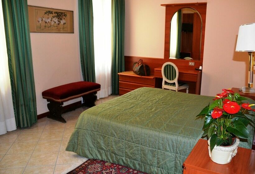 חדר סטנדרט יחיד, Milan Speranza Au Lac