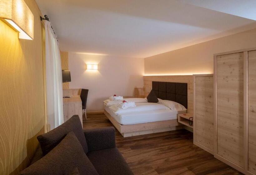 חדר סופריור עם גישה לספא, Nele