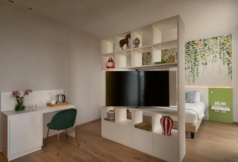 湖の見えるジュニアスイート, Olivi Hotel & Natural Spa