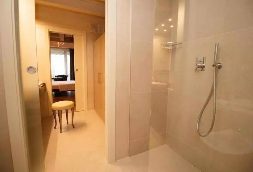 レイクビューデラックスルーム, Olivi Hotel & Natural Spa