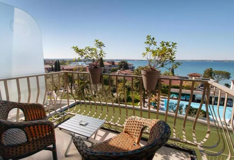 レイクビューデラックスルーム, Olivi Hotel & Natural Spa