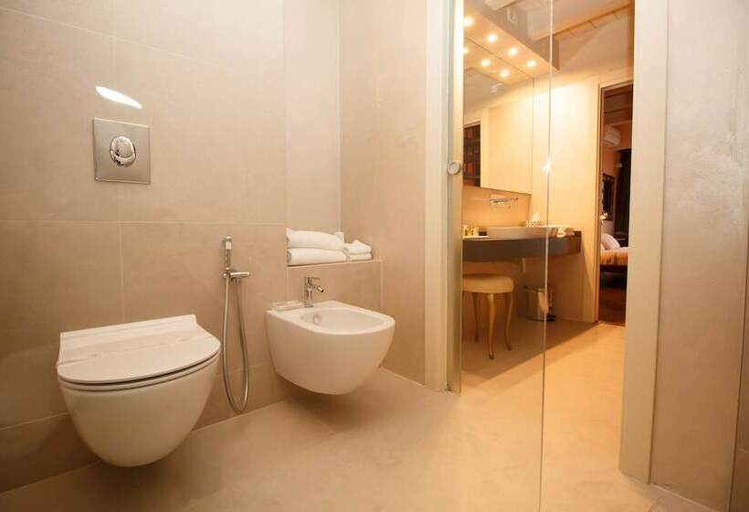 Номер Deluxe Вид на Озеро, Olivi Hotel & Natural Spa