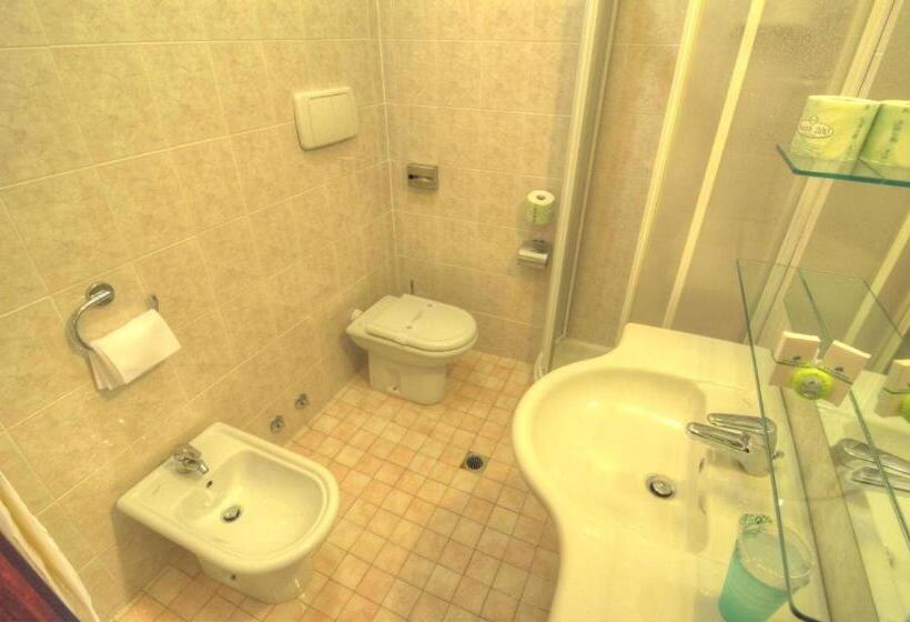 スタンダード４人部屋, Family Hotel Relax