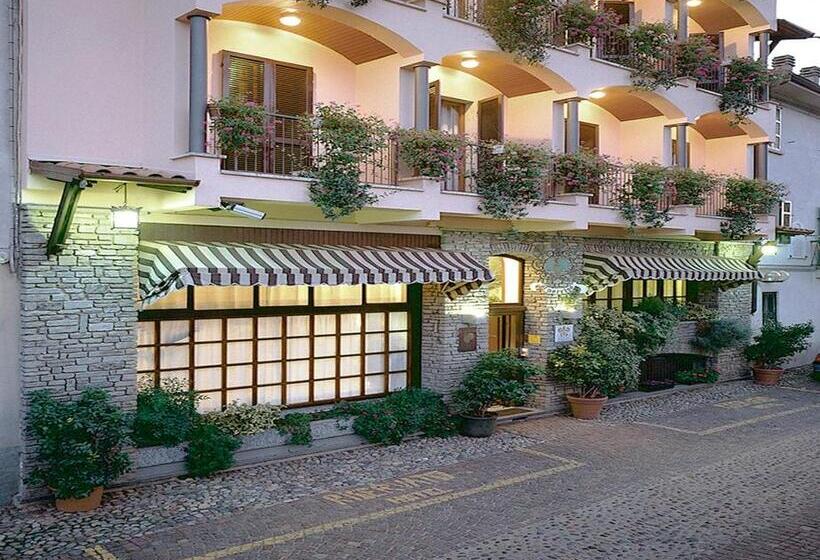 スタンダードシングルルーム, Ristorante Al Sorriso