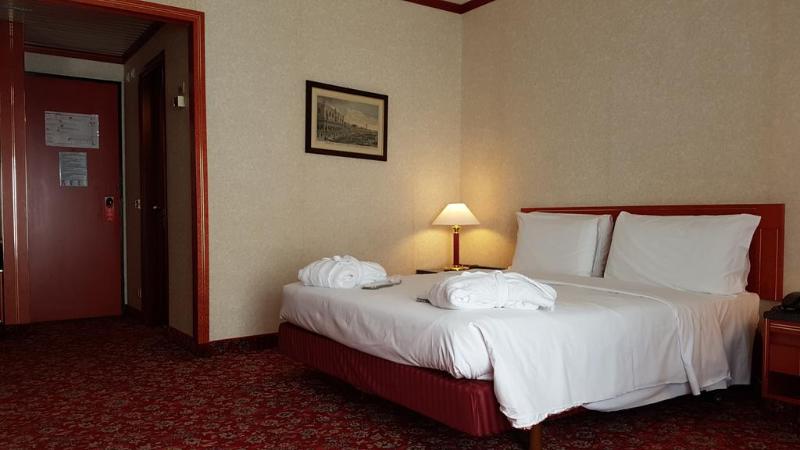 اتاق استاندارد, Russott