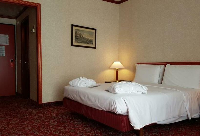 اتاق استاندارد, Russott