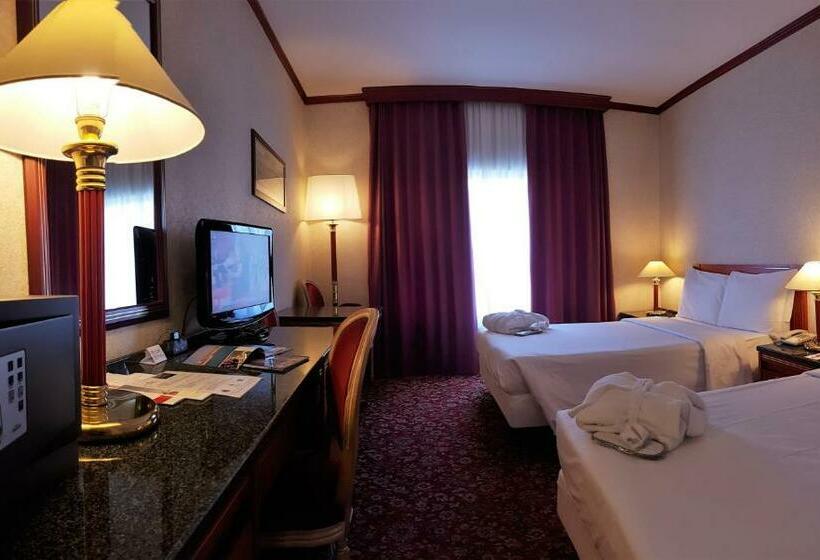 اتاق استاندارد, Russott