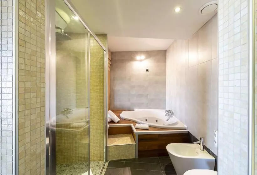 سوییت لوکس, San Marco Fitness Pool & Spa