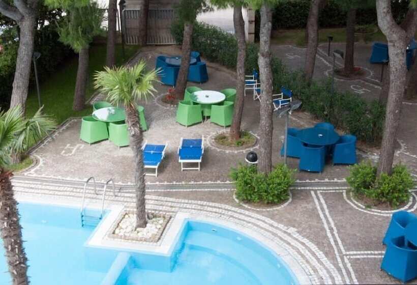 חדר סופריור, Sporting