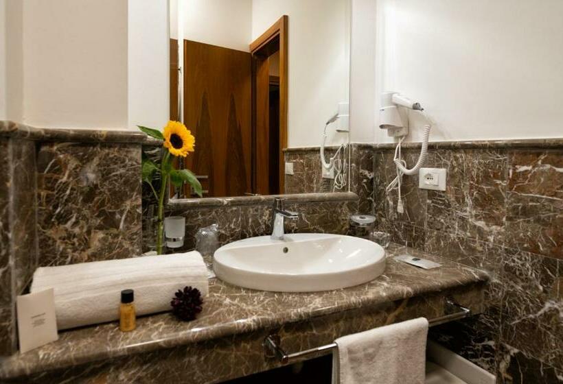 غرفة قياسية, Taormina Park