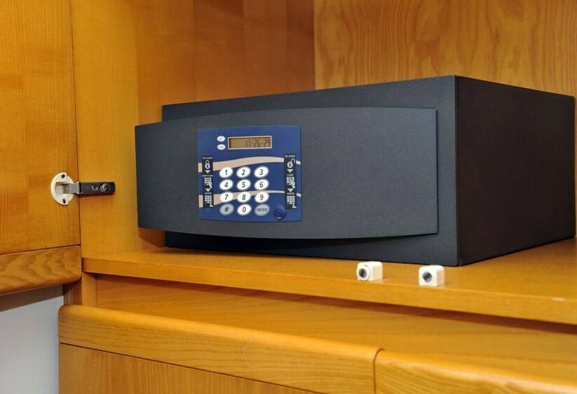 コンフォートトリプルルーム, Terme