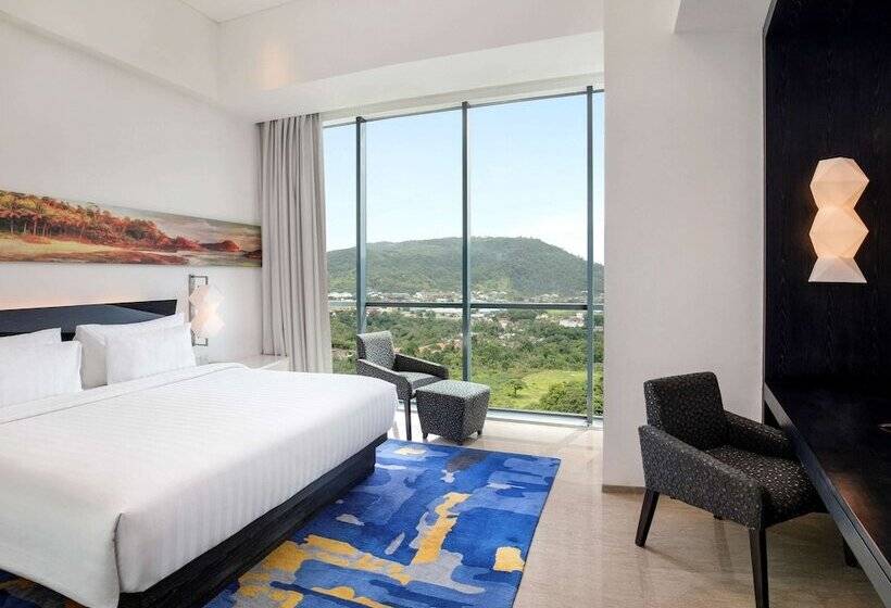 חדר אקזקיוטיב, Novotel Lampung