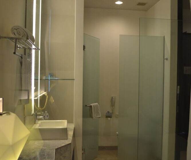 Номер Стандарт, Novotel Lampung