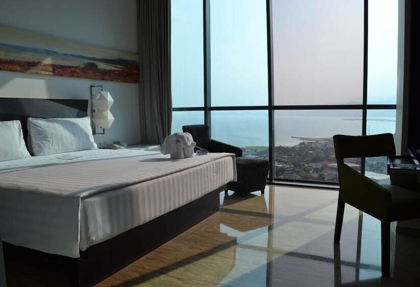 חדר סופריור עם נוף להרים, Novotel Lampung