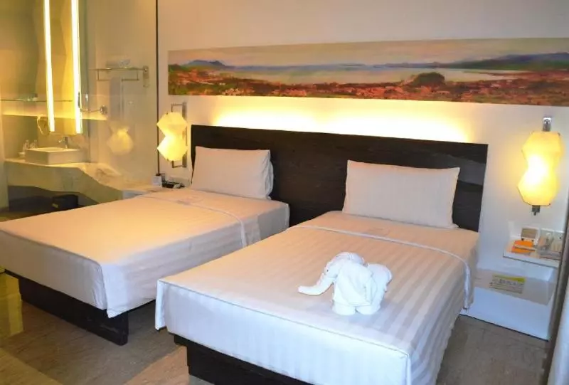 اتاق سوپریور با چشم‌انداز کوهستان, Novotel Lampung