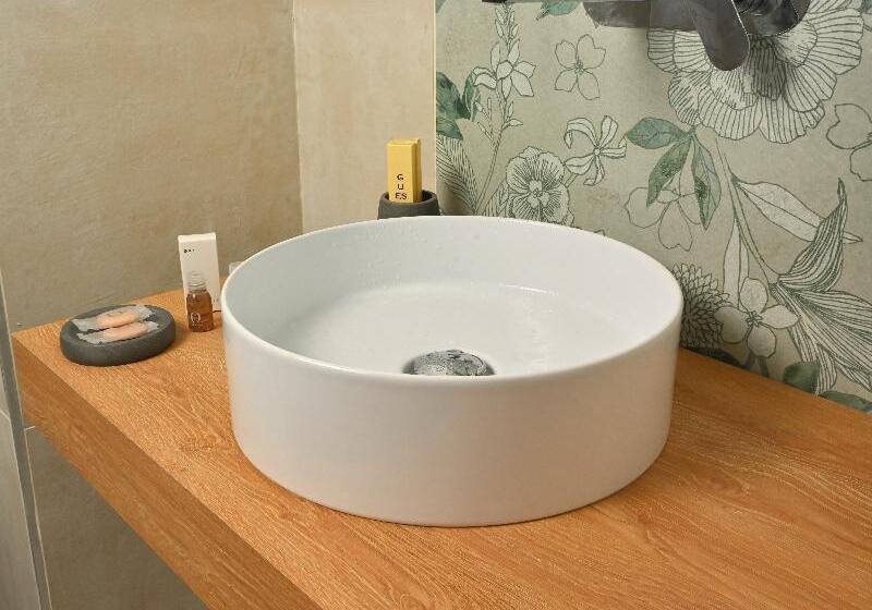 חדר סופריור עם נוף להרים, Novotel Lampung