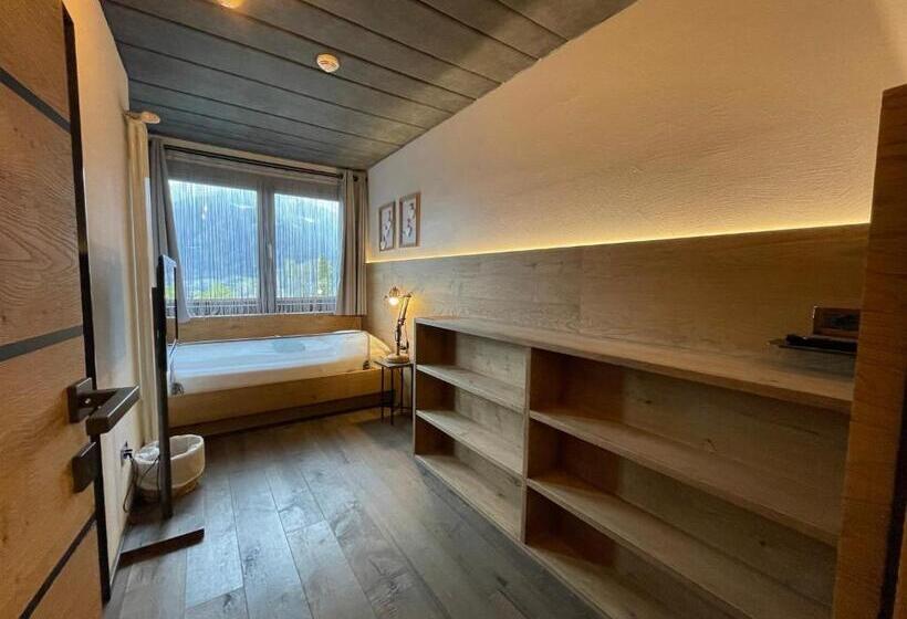 Семейный Номер, Spa & Relax Hotel Erika