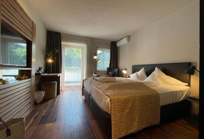 Номер Стандарт с Балконом, Spa & Relax Hotel Erika