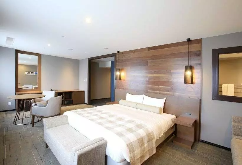 اتاق لوکس با چشم‌انداز دریا, Art Hotel Ishigakijima