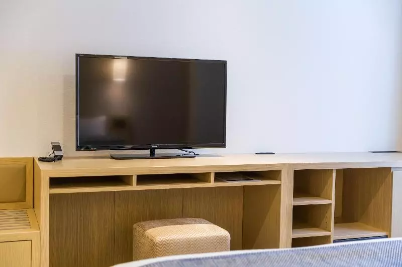 اتاق راحتی, Art Hotel Ishigakijima
