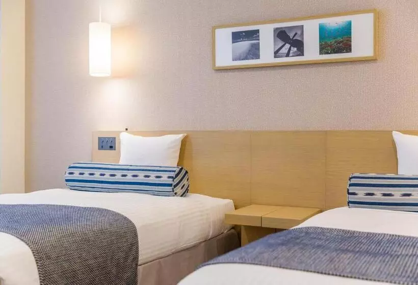 اتاق راحتی, Art Hotel Ishigakijima