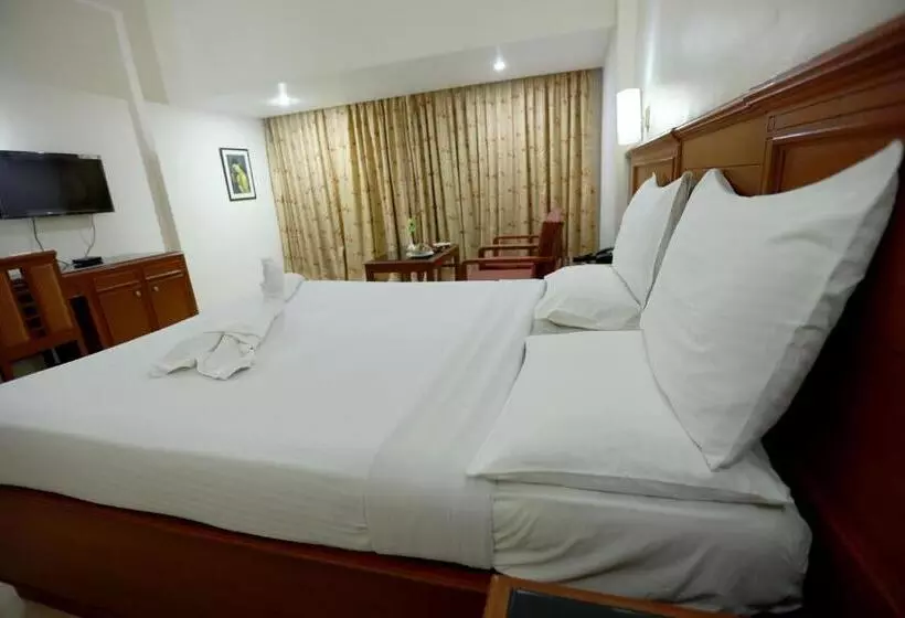 اتاق پرمیوم, Breeze Residency