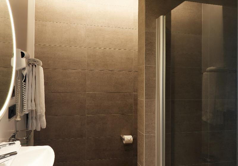 اتاق لوکس, Fosshotel Husavik