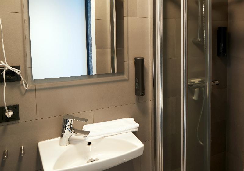 اتاق استاندارد, Fosshotel Husavik