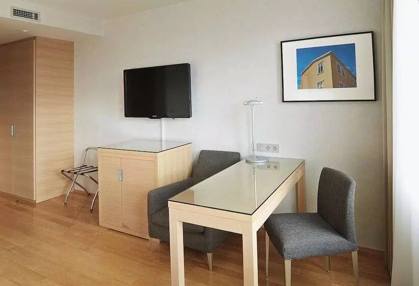 اتاق استاندارد, Hilton Reykjavik Nordica
